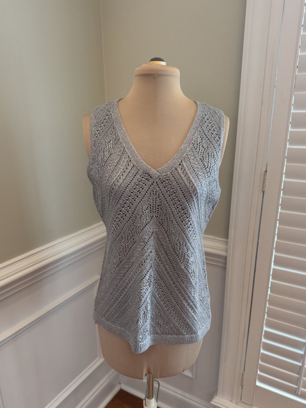 White House Black Market Silver Sleeveless Sweater - NWT